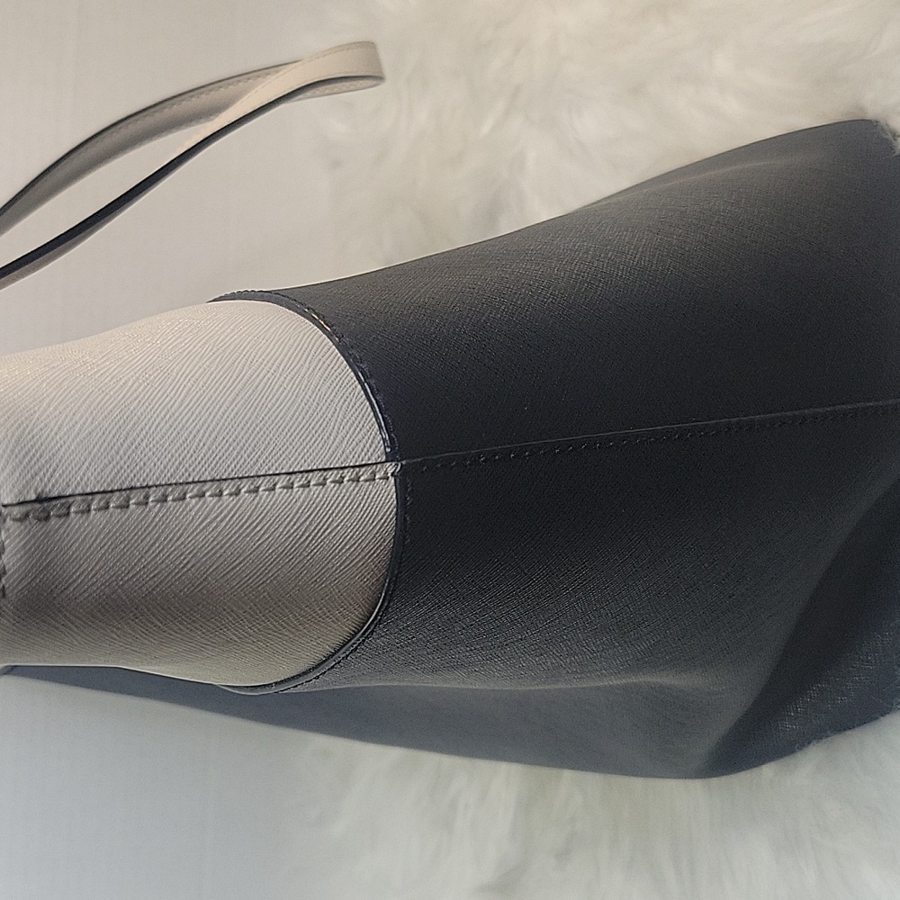 KATE SPADE Black and White Bicolor Tote19X11 inches - Picture 3 of 9